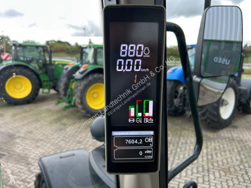John Deere 615 tractor