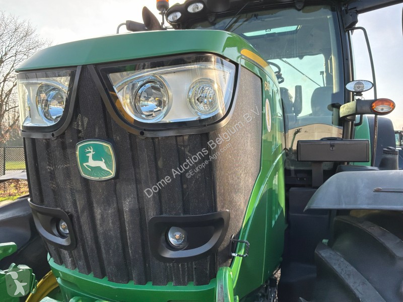 Tractor John Deere 6210R