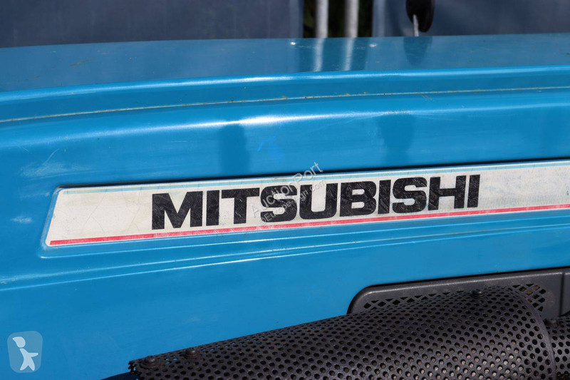 Tractor agrícola Mitsubishi D2050