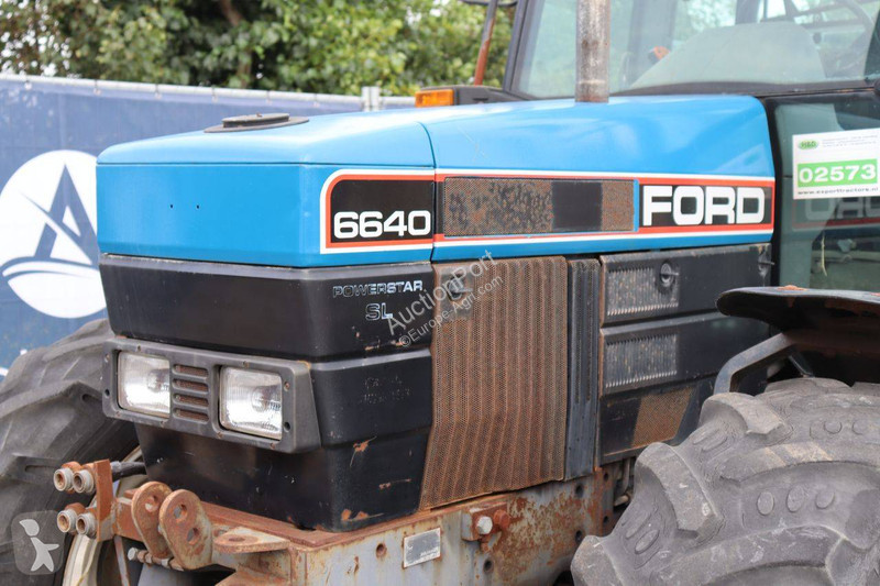 Tractor agrícola Ford 6640