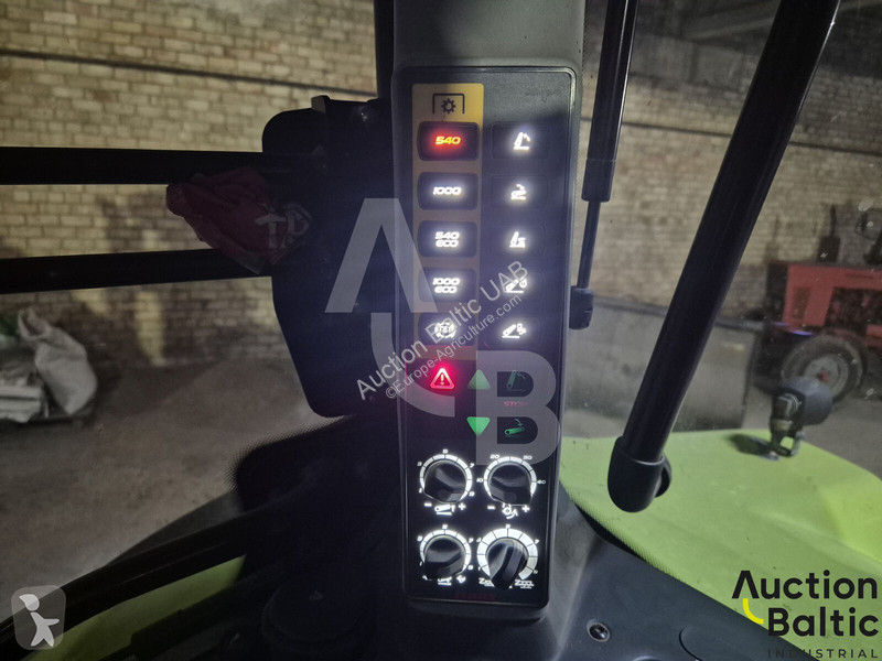 Trattore Claas Arion 650