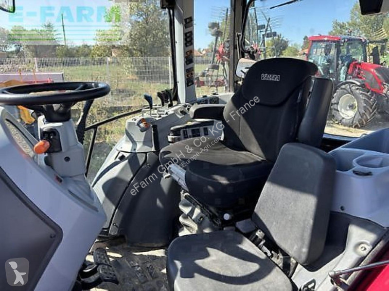 Трактор Valtra  a115