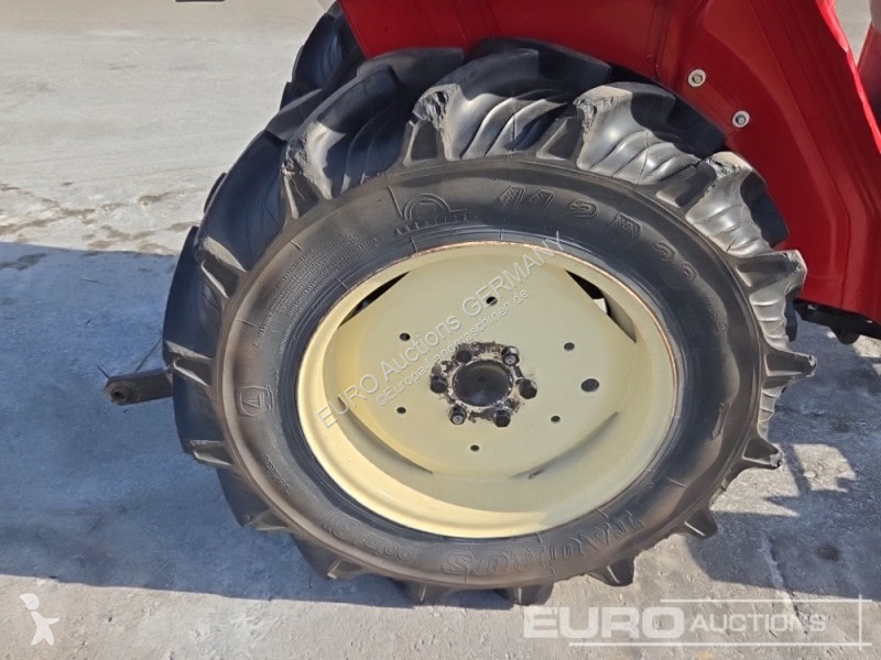 Tractor Yanmar F20D