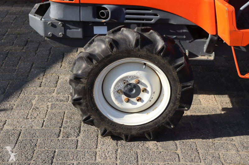 Tracteur agricole Kubota Saturn X-24