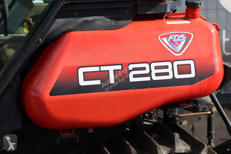 Zemědělský traktor Yanmar CT280