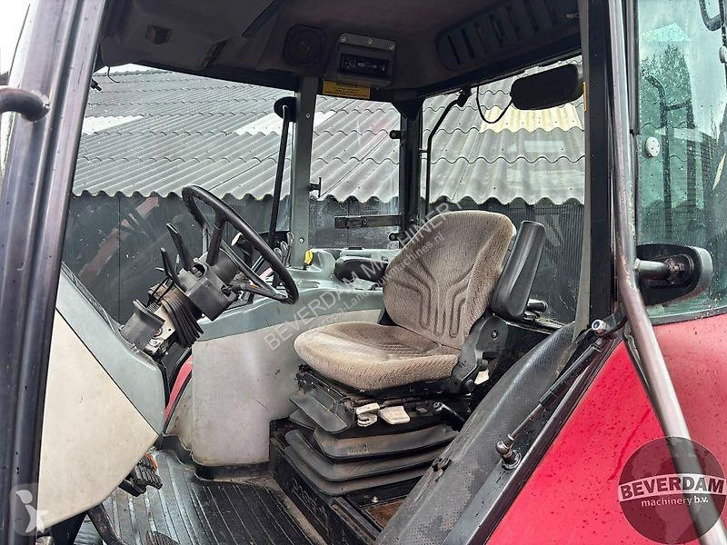 Zemědělský traktor Case Maxxum MX 135