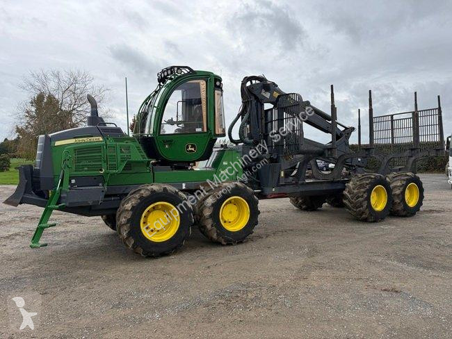 Ciągnik John Deere 1510G - CABINE TOURNANTE