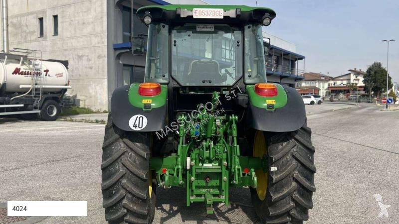 Tractor agrícola John Deere 6090MC 4X4
