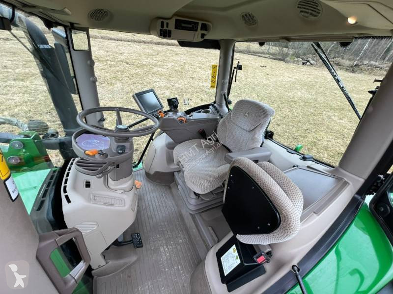Tractor agrícola John Deere 6120R