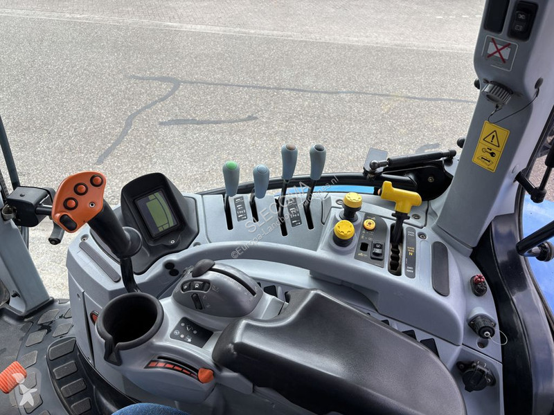 Tracteur agricole New Holland T6080 Power Command