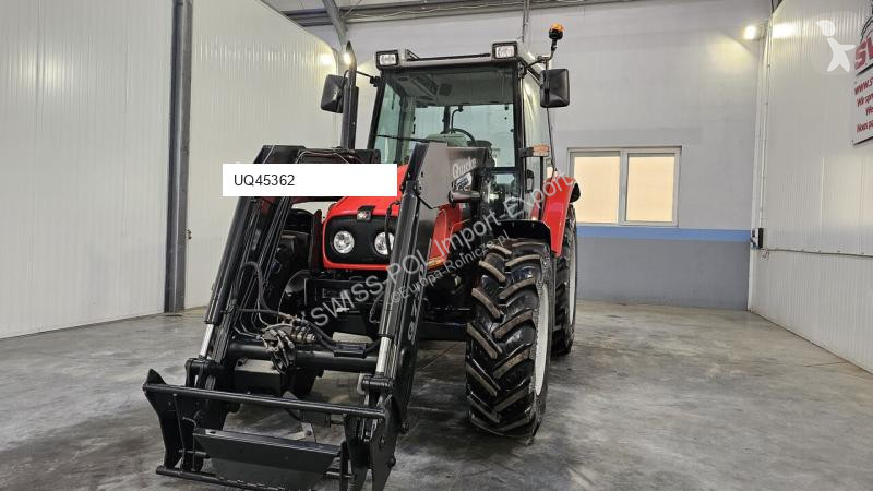 Tractor Massey Ferguson 5435
