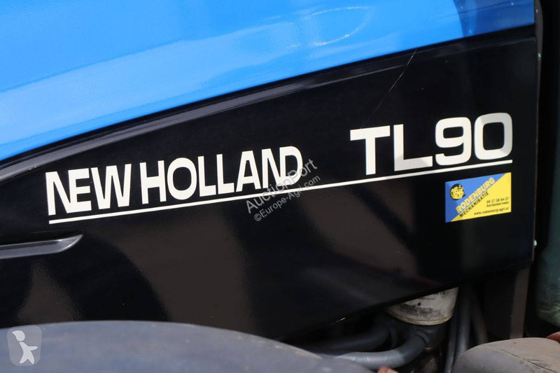 Tracteur agricole New Holland TL90