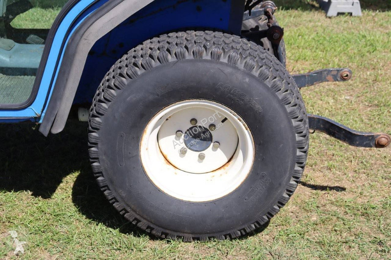 Tractor Iseki TF321F