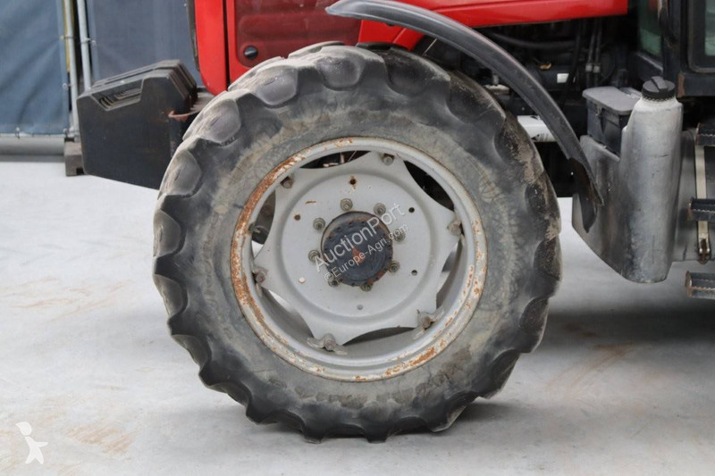 Tracteur agricole Massey Ferguson MF5445/4WD
