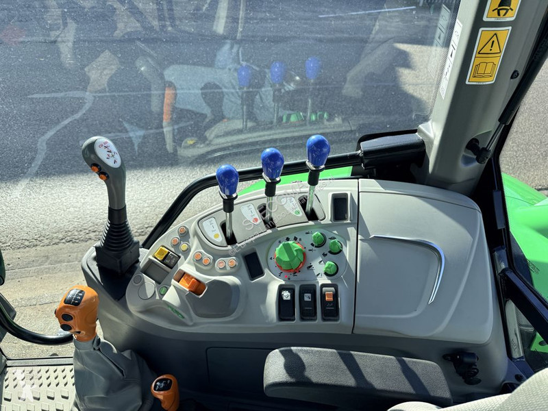 Tractor Deutz-Fahr 5095 + Stoll Profi-line