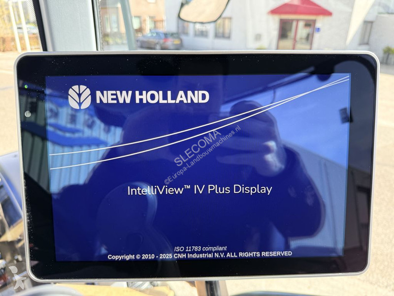 Lantbrukstraktor New Holland T6.145 AC STAGE V...