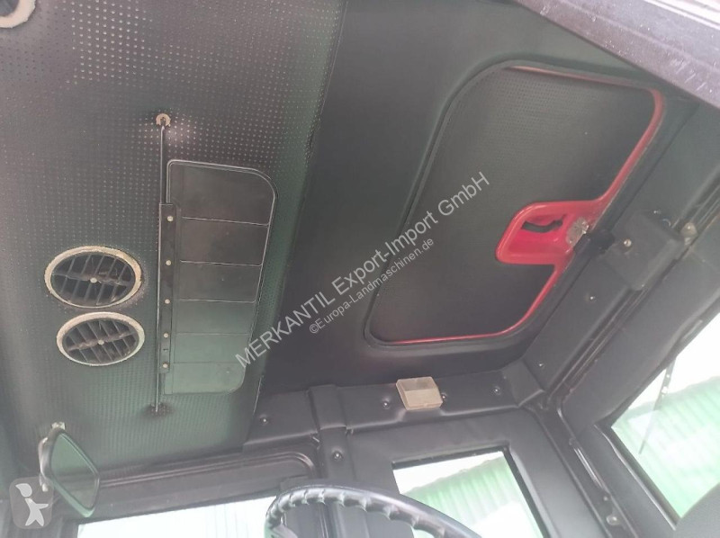 Lantbrukstraktor Belarus  MTS 820