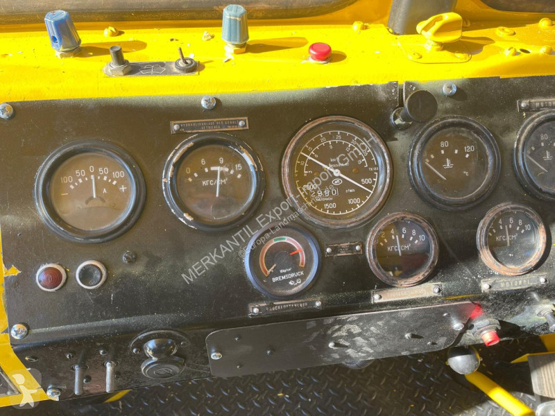 Landbrugstraktor   K700A V8