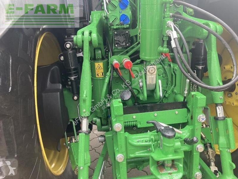 Landbrugstraktor John Deere  6m240