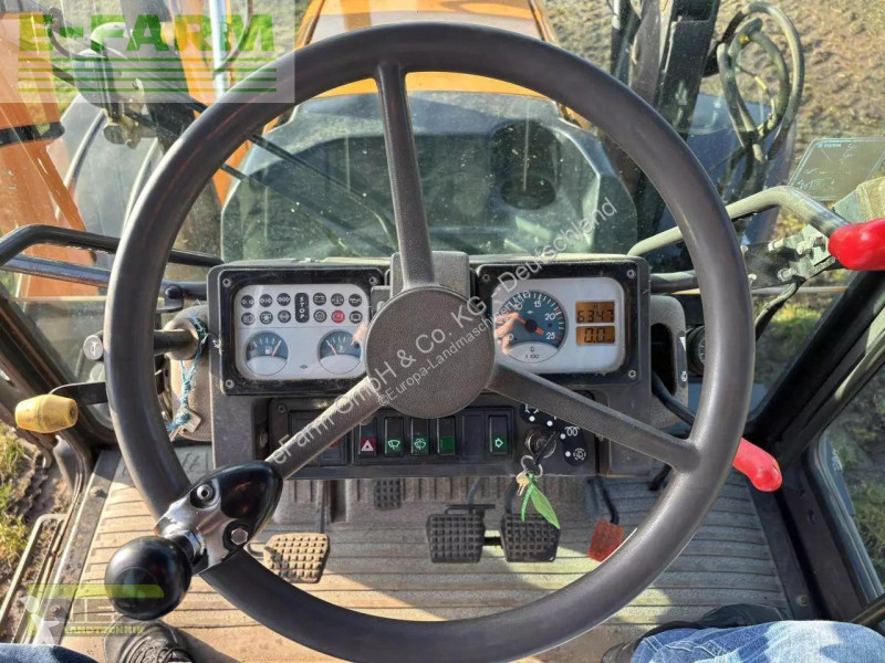 Lantbrukstraktor Renault  temis 610 z + baas...