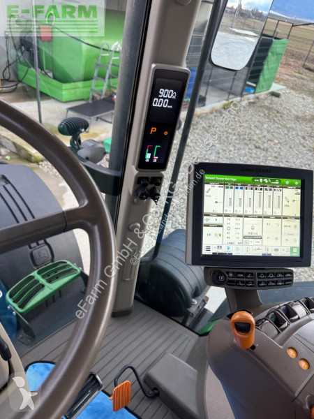 Lantbrukstraktor John Deere 7230R