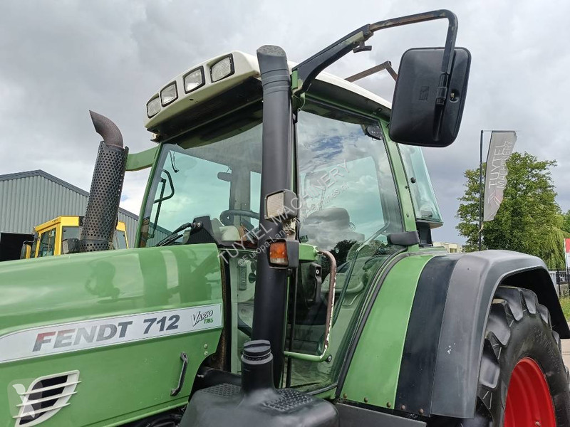 Lantbrukstraktor Fendt 712 Vario TMS fronthef...