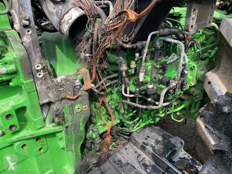 Lantbrukstraktor John Deere 7R330...