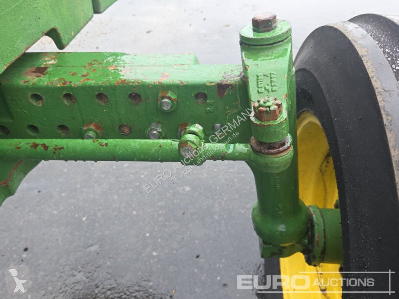 Сільськогосподарський трактор John Deere 3130