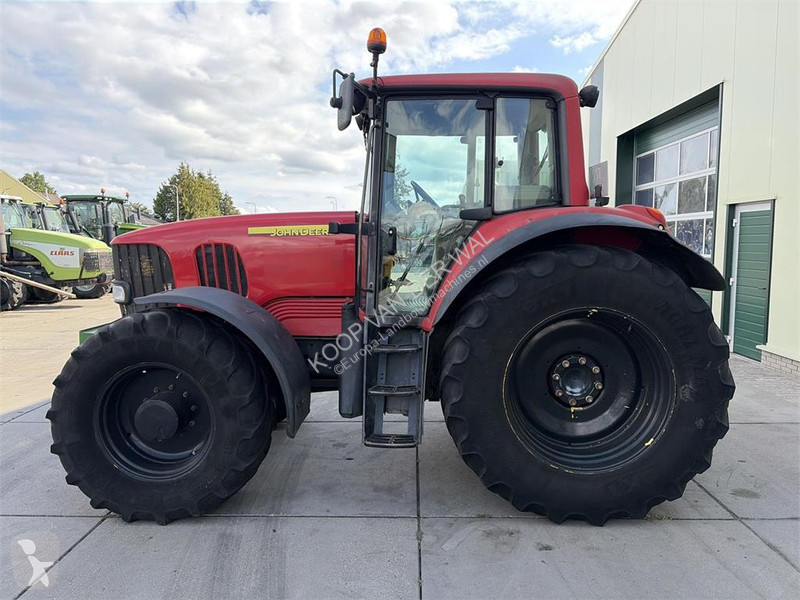 Lantbrukstraktor John Deere 6520