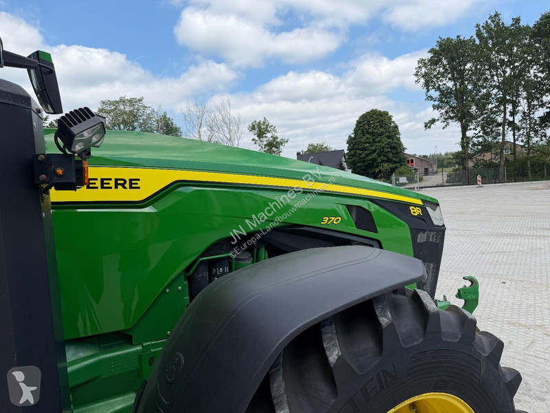 Ciągnik John Deere 8R 370