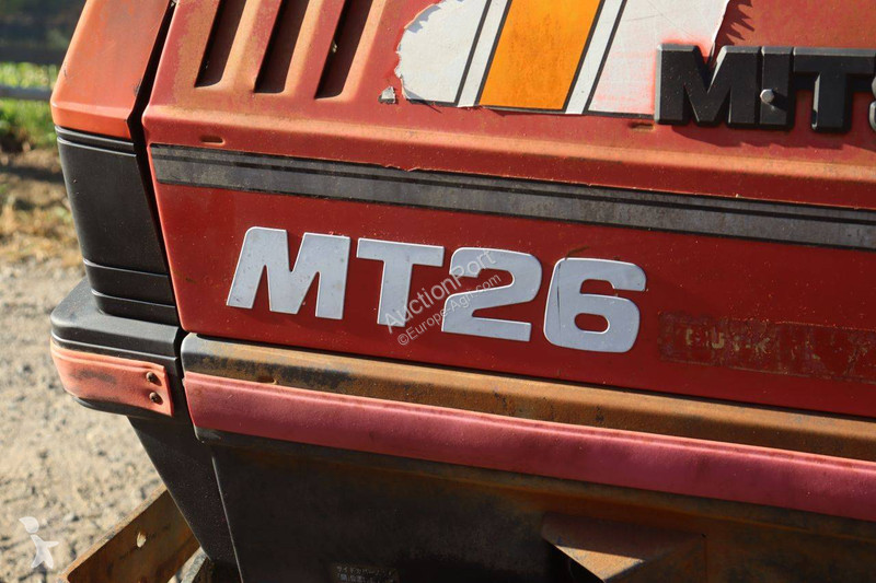 Tractor Mitsubishi MT26