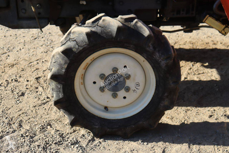 جرار زراعي Kubota GB16