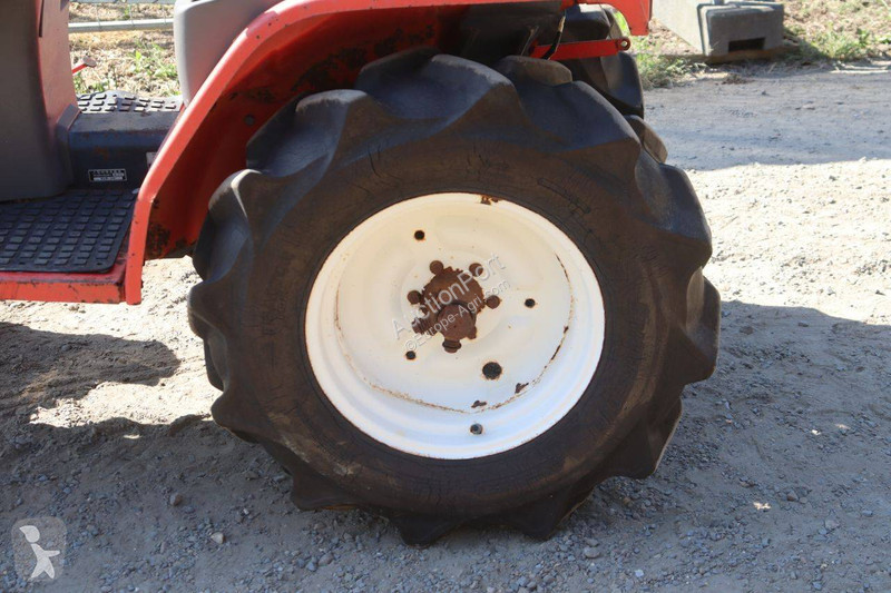 جرار زراعي Yanmar KE-40