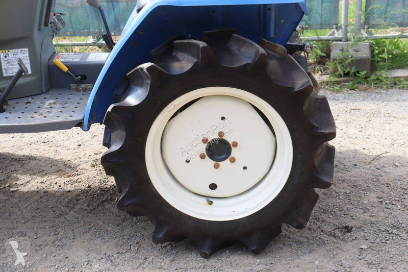 جرار زراعي Iseki TM15F-DZ
