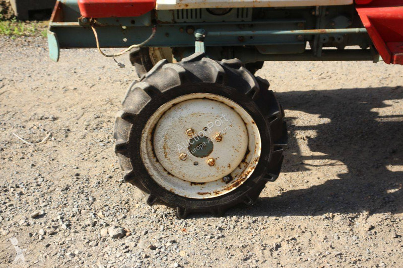 Tractor Yanmar YM1610D