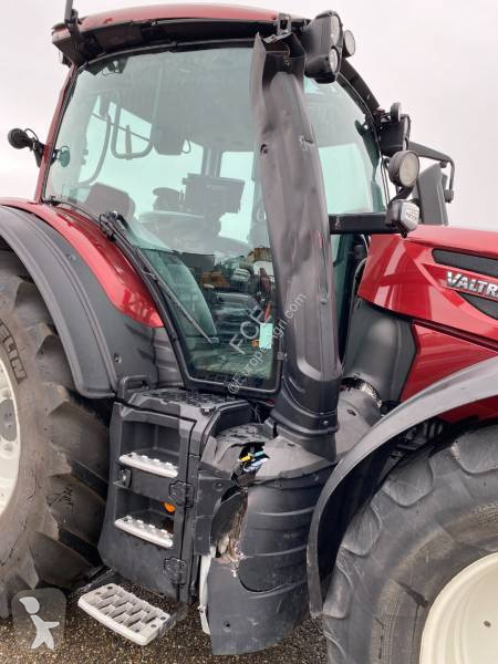 Tracteur agricole Valtra N175/DIRECT UNLIMITED...