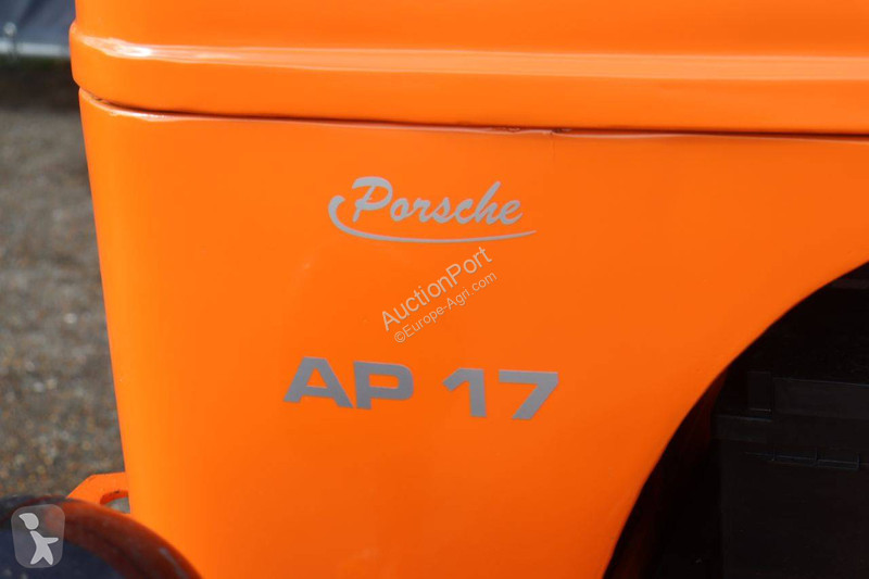 Tractor  AP 17