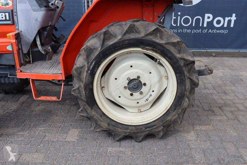 Tractor Kubota GL281 Grandel