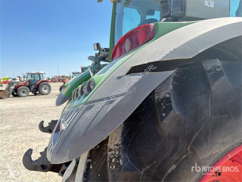 Сільськогосподарський трактор Fendt 718 Vario...