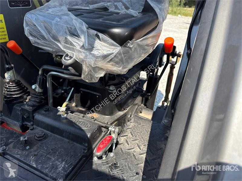 Сільськогосподарський трактор  TT604 4WD...