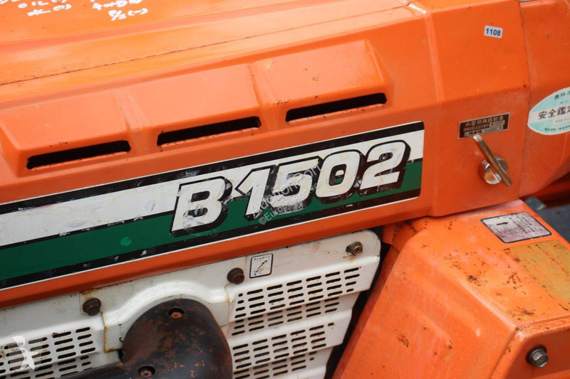 Сільськогосподарський трактор Kubota B1502DT