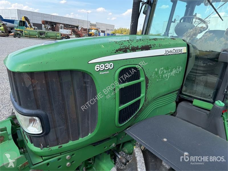 Tractor John Deere 6930 4WD Tractor