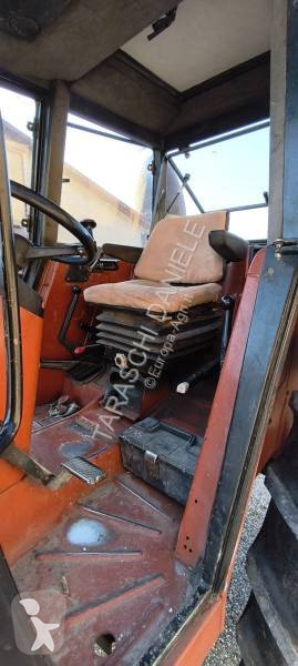 Tractor New Holland 88-93