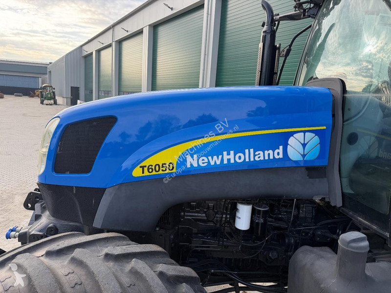 Mezőgazdasági traktor New Holland T6050