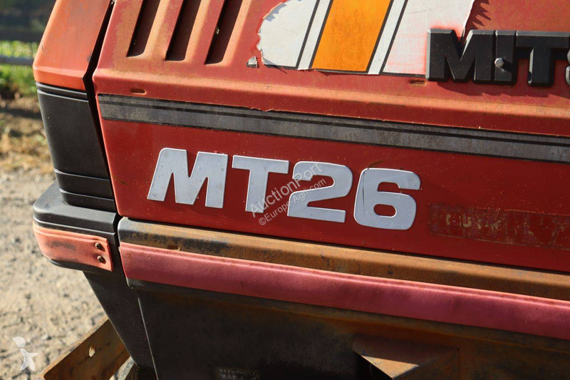 Mitsubishi MT26 tractor