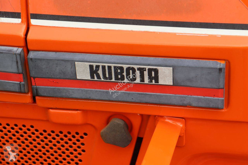 Tractor agrícola Kubota B1-15 Bulltra