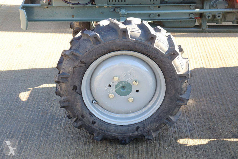 Tractor agrícola Yanmar YM1610D