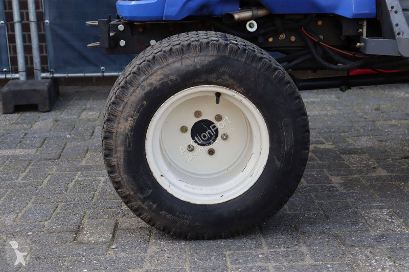 Tractor agrícola Iseki Hydro TM3240 FH
