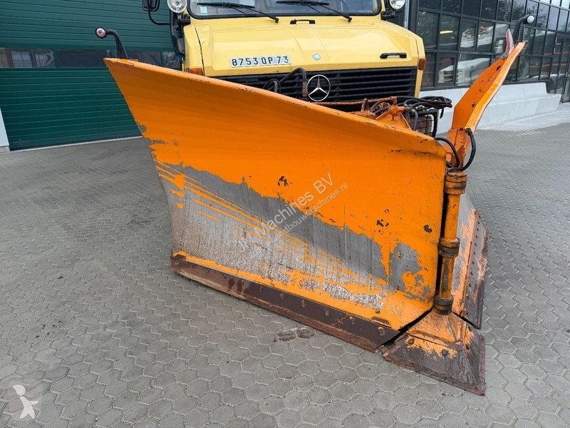Tracteur agricole Mercedes Unimog U 1000 3-way...
