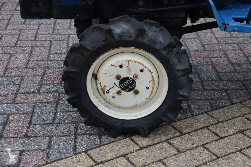 Tracteur agricole Iseki TU1400F